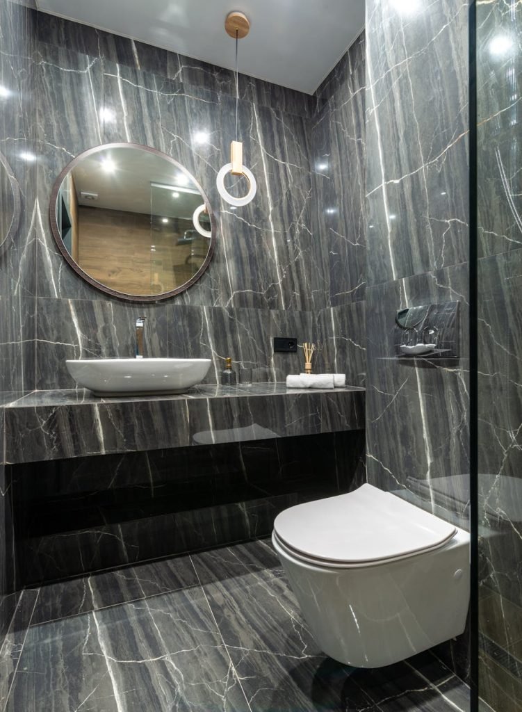 top 5 tips for choosing the perfect bathroom style for glasgow homes