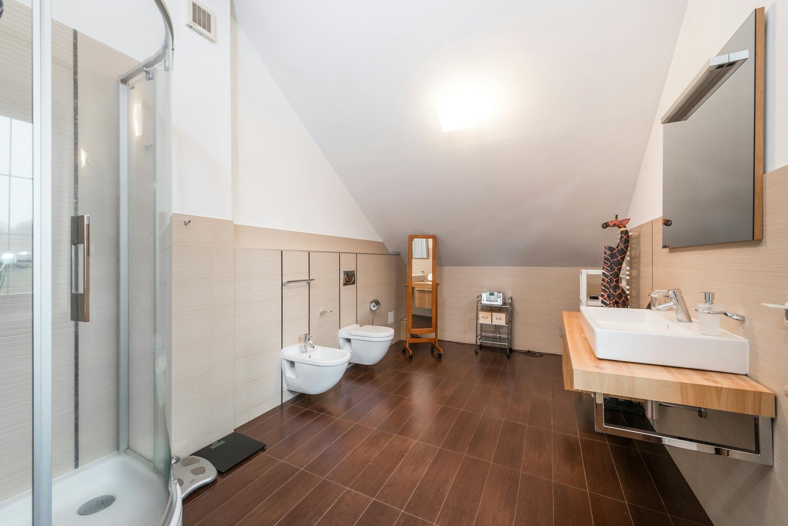 bathroom renovations for upper floor flats in glasgow
